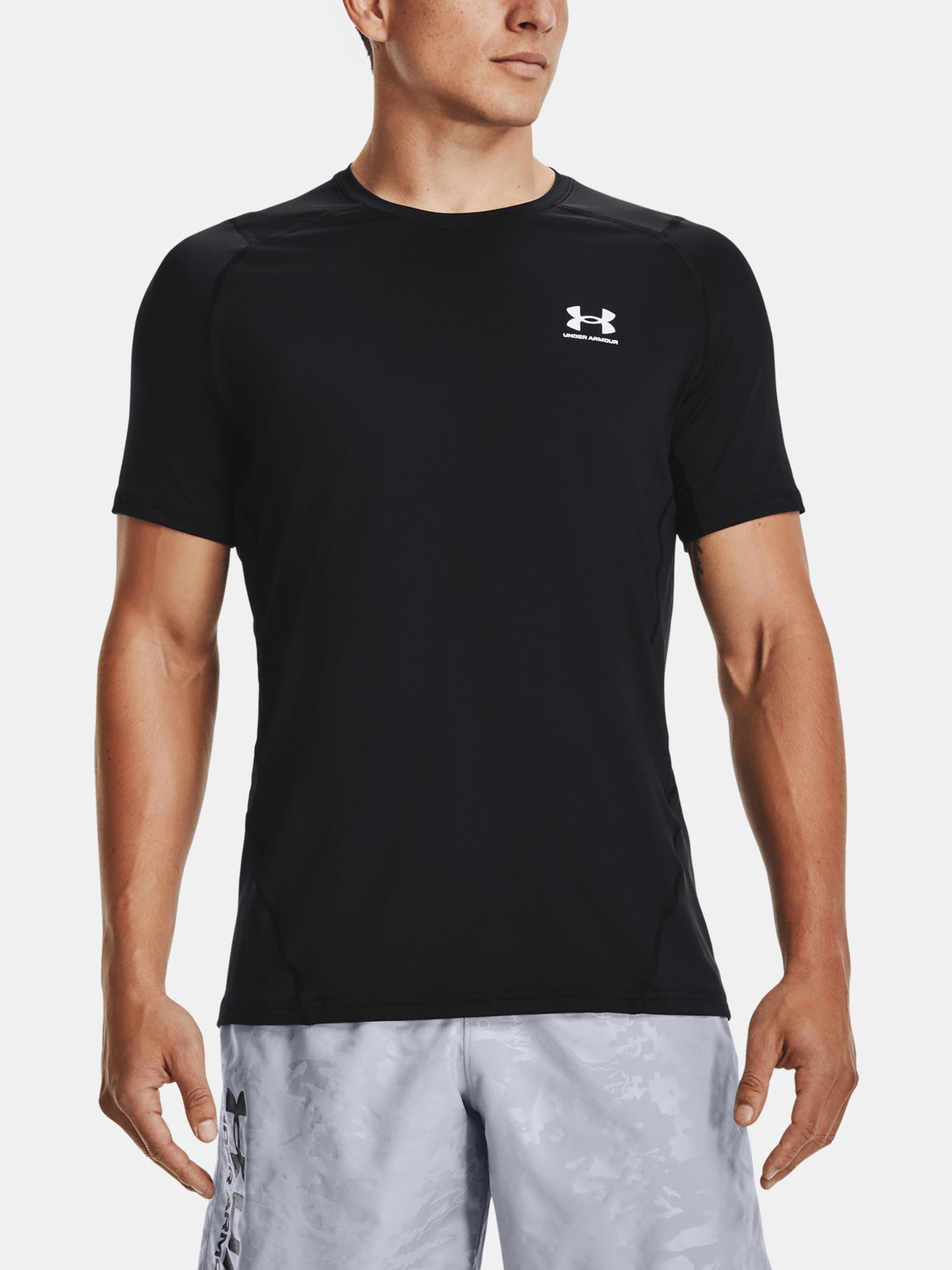 Under Armour Férfi HG Armour Fitted SS póló Póló fekete