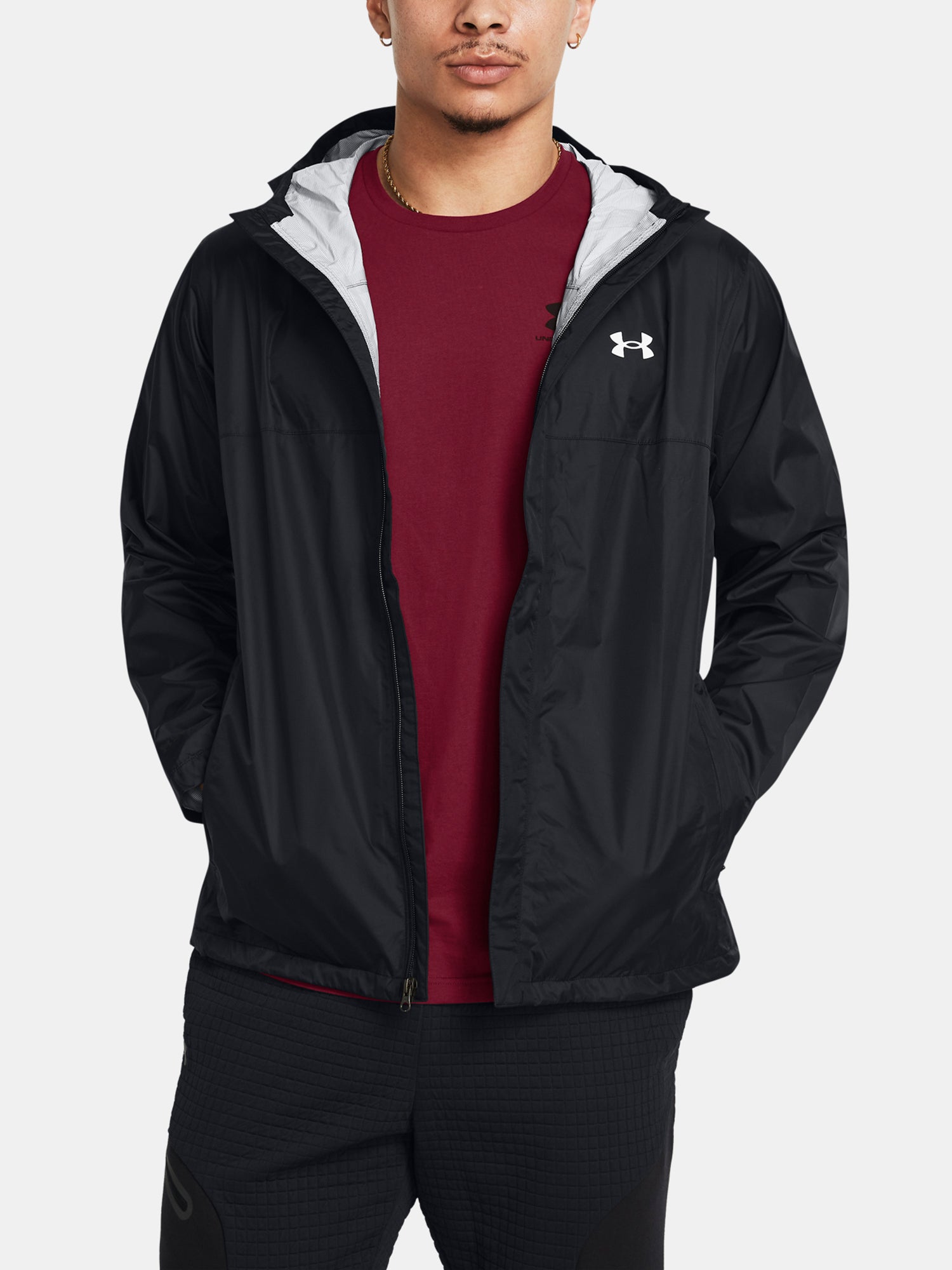 Under Armour Férfi dzseki CLOUDSTRIKE JACKET-BLK Kabát