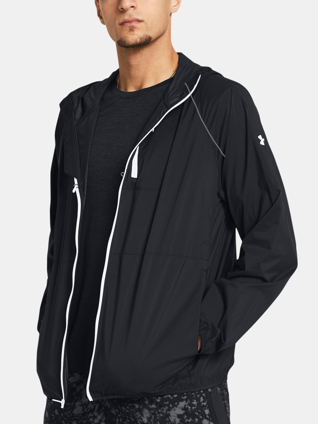 Under Armour Férfi kabát LAUNCH LIGHTWEIGHT JKT Kabát