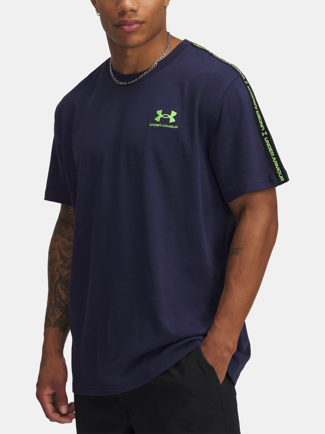 Under Armour Férfi póló UA Icon HWT Tee Taping Póló