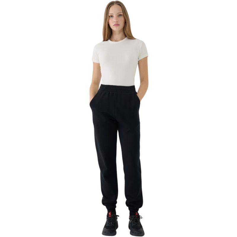 Trousers 4F CAS W női nadrág 4FWSS25TTROF101320S