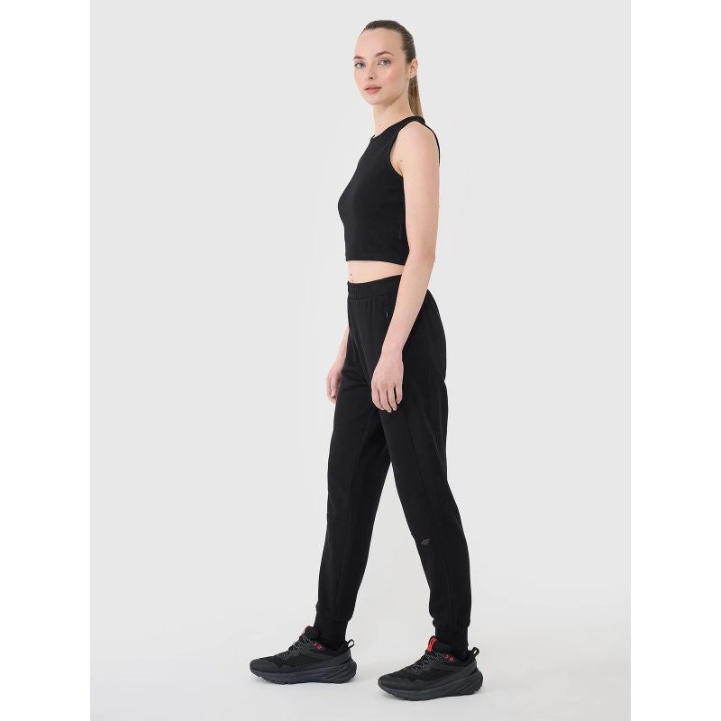 4f Women's sweatpants joggers melegítő nadrág női 4FRSS25TTROF1398-20S