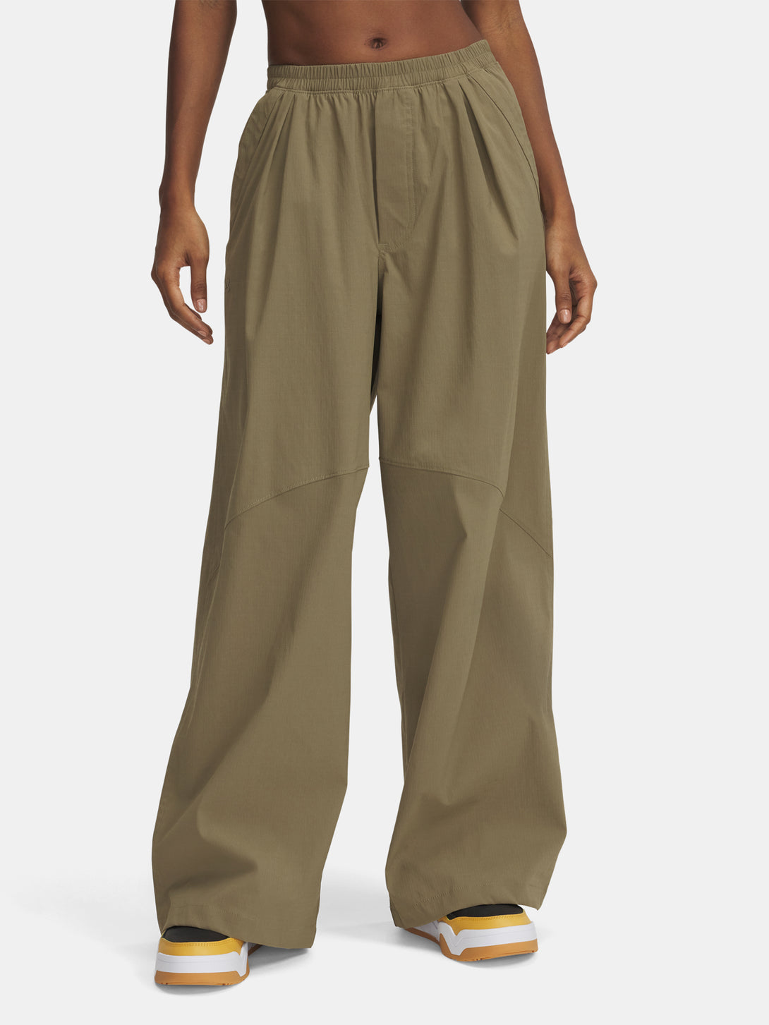 Under Armour Nõi sportnadrág UA Unstoppable Wvn Parachute Nadrág