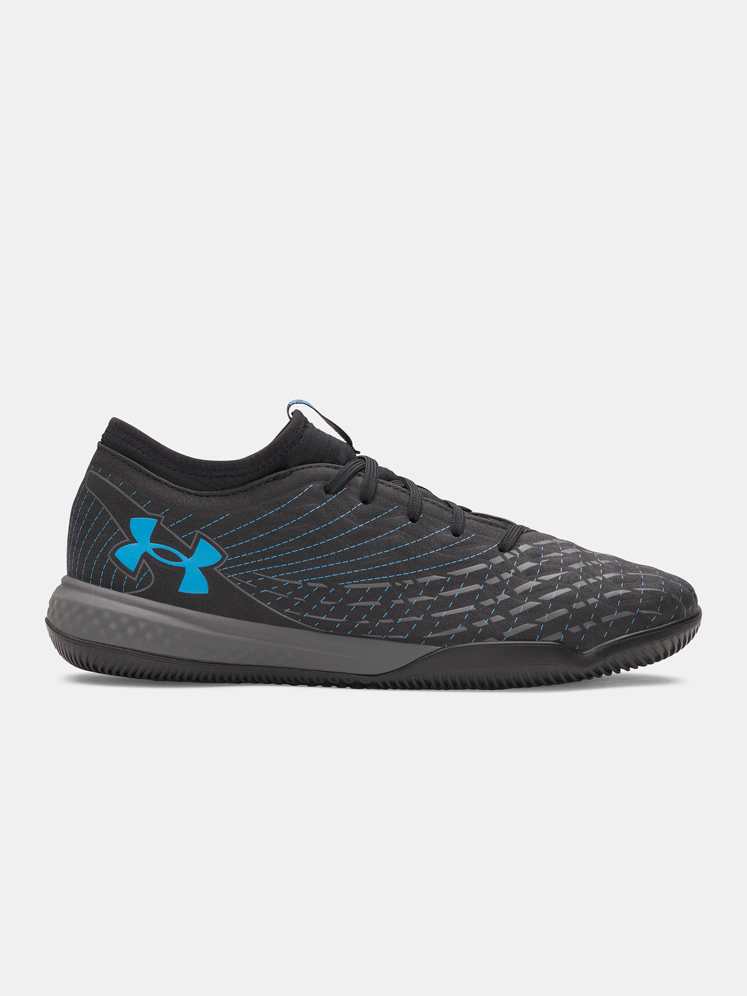Unisex teremcipõ Under Armour UA U Magnetico Select 5 IN-BLK