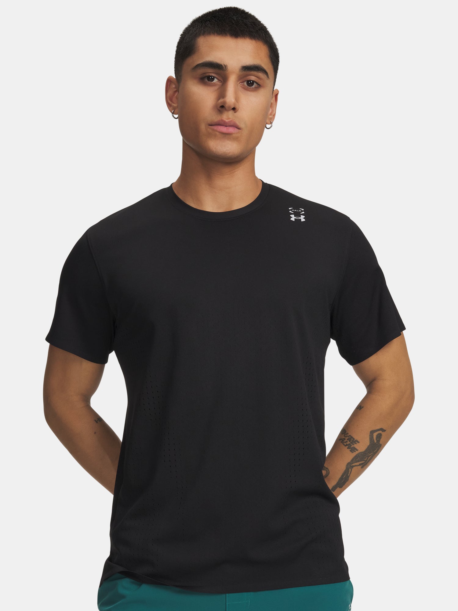 Férfi póló Under Armour UA Halo Vent SS-BLK