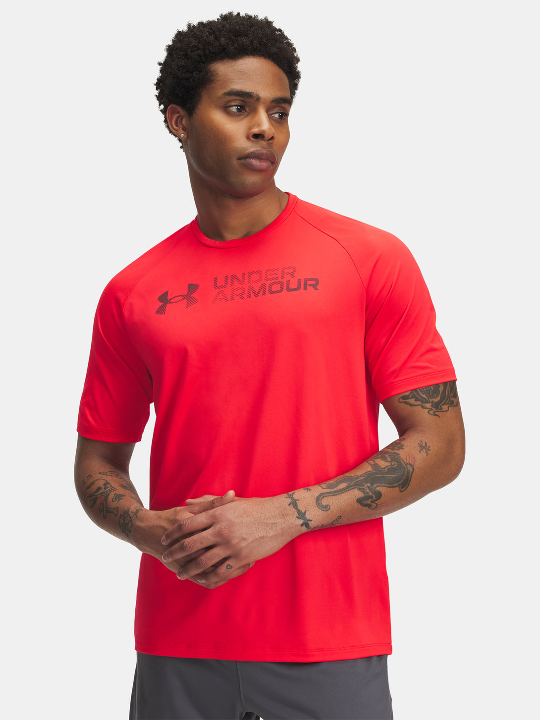 Under Armour Férfi póló UA Tech Reflective SS-RED Póló
