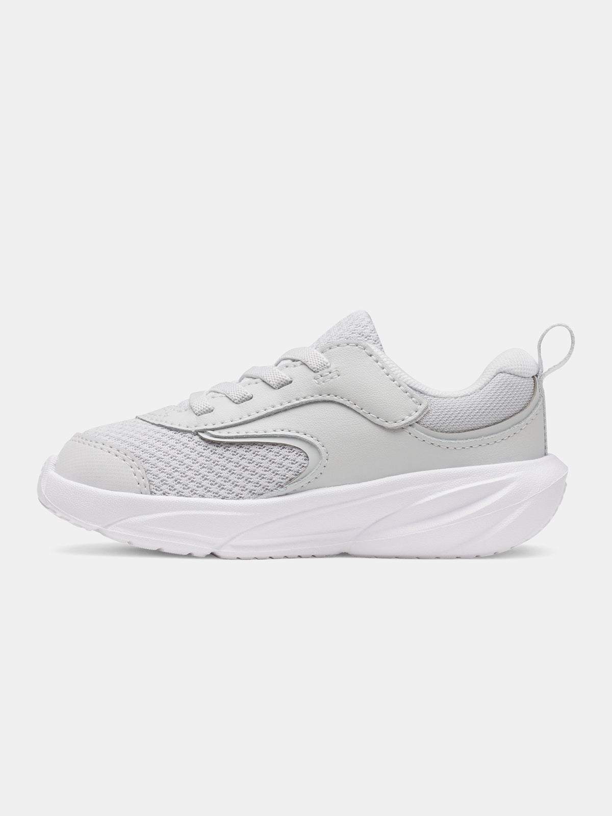 Lány cipõ Under Armour UA GINF Surge 5 AC