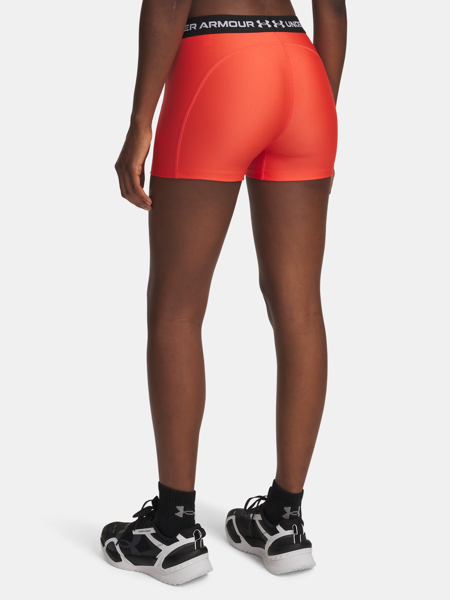 Nõi rövidnadrág Under Armour HeatGear Shorty-RED