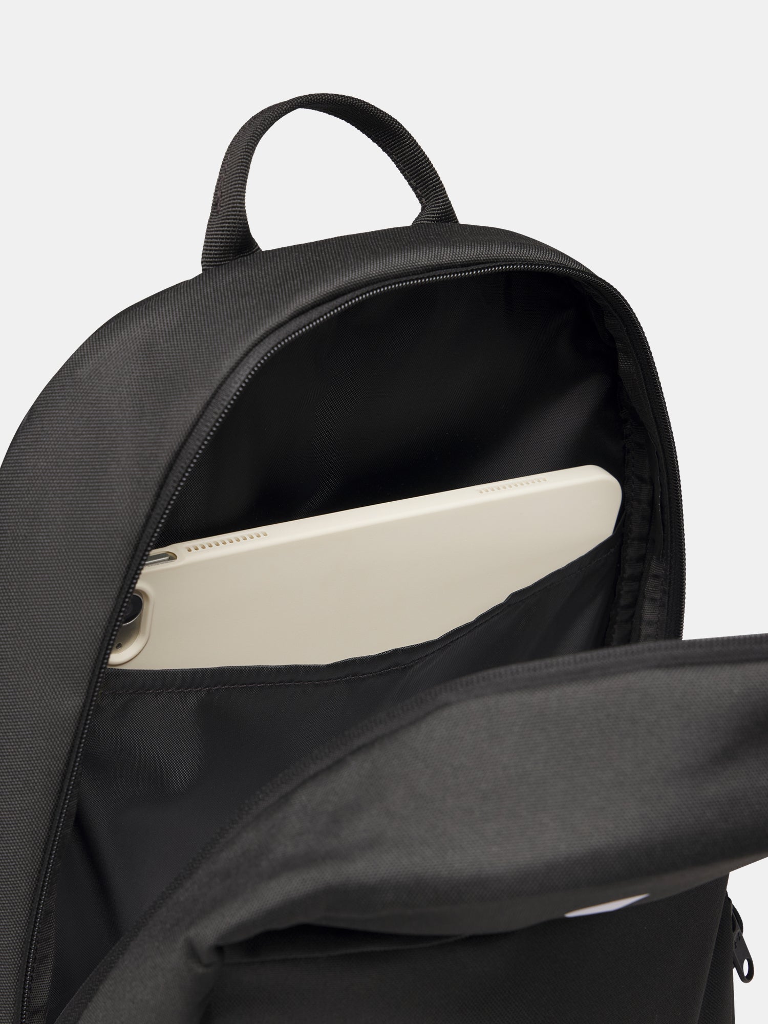 Unisex Under Armour NEW UA Essential Halftime BP hátizsák