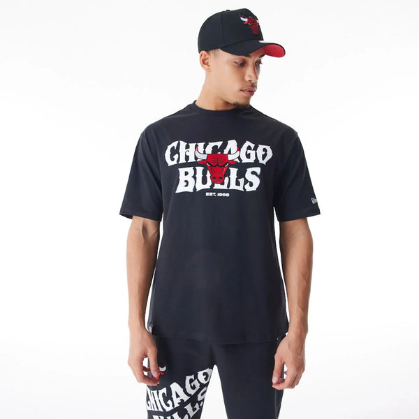 New Era Chicago Bulls NBA Graphic Black Oversized póló