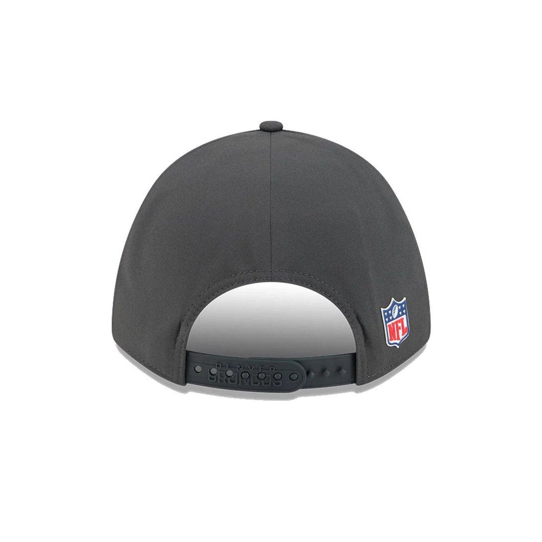 Denver Broncos NFL Sideline 2025 Charcoal 9FORTY M-Crown Adjustable Cap - baseball sapka