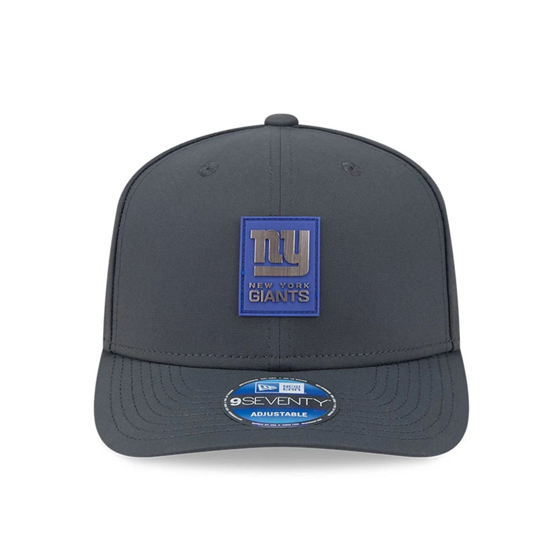 New York Giants NFL Sideline 2025 Charcoal 9SEVENTY Stretch Snap Adjustable Cap - baseball sapka
