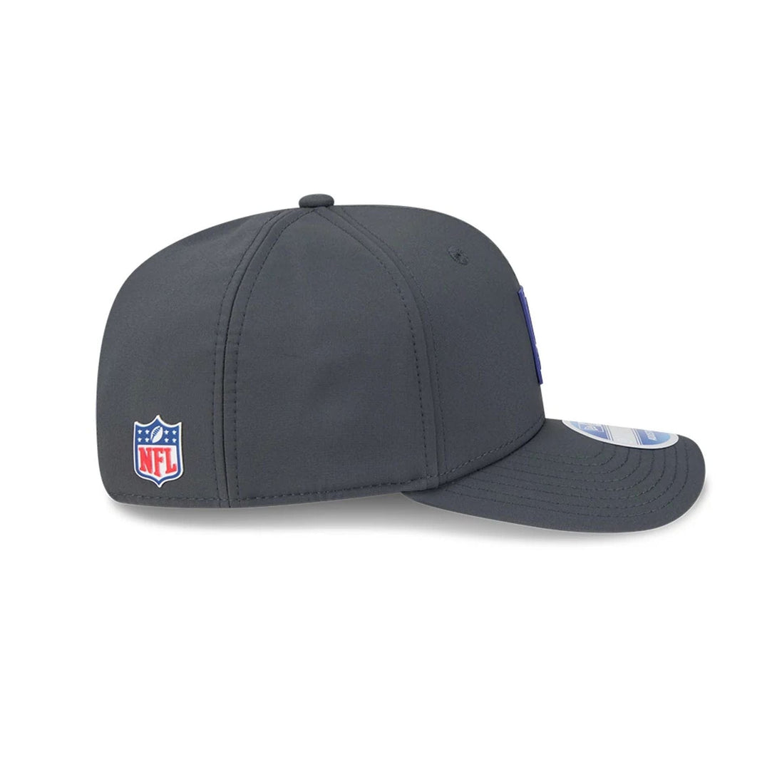Official Logo NFL Sideline 2025 Charcoal 9SEVENTY Stretch Snap Adjustable Cap - baseball sapka