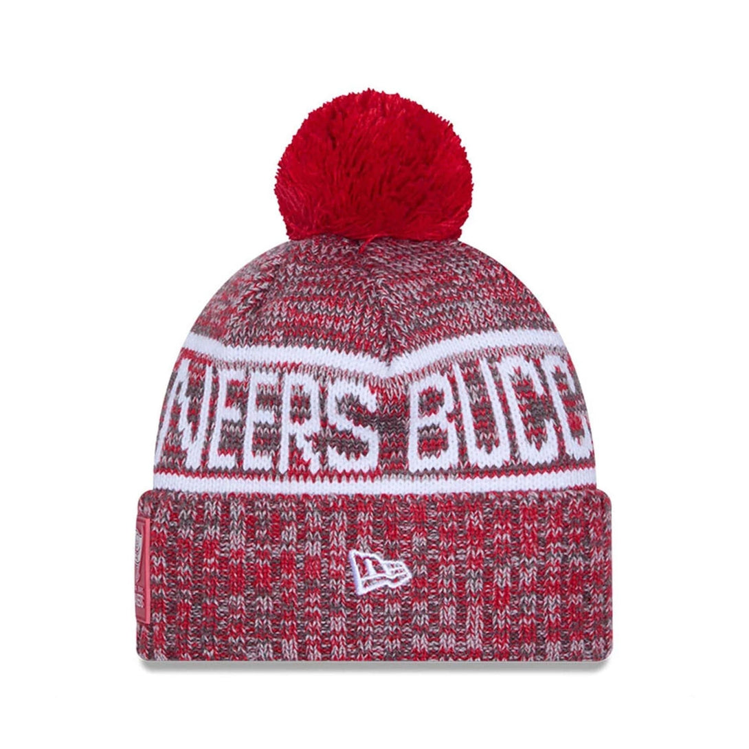 Tampa Bay Buccaneers NFL Sideline 2025 Red Sport Knit Beanie Hat - kötött sapka