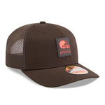 Cleveland Browns NFL Sideline 2025 Dark Brown 9SEVENTY Trucker Stretch Snap Adjustable Cap - baseball sapka