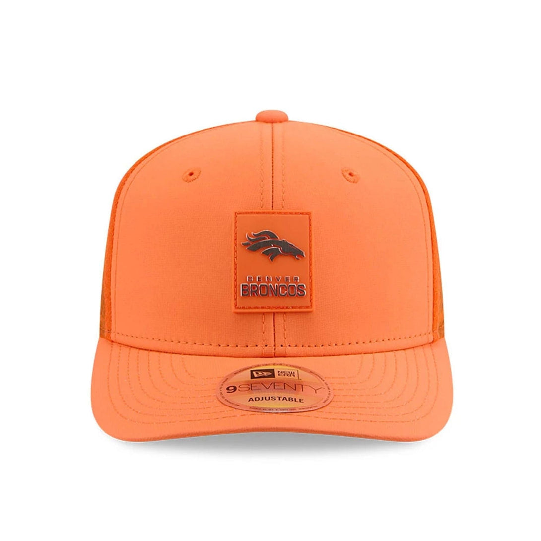 Denver Broncos NFL Sideline 2025 Orange 9SEVENTY Trucker Stretch Snap Adjustable Cap - baseball sapka