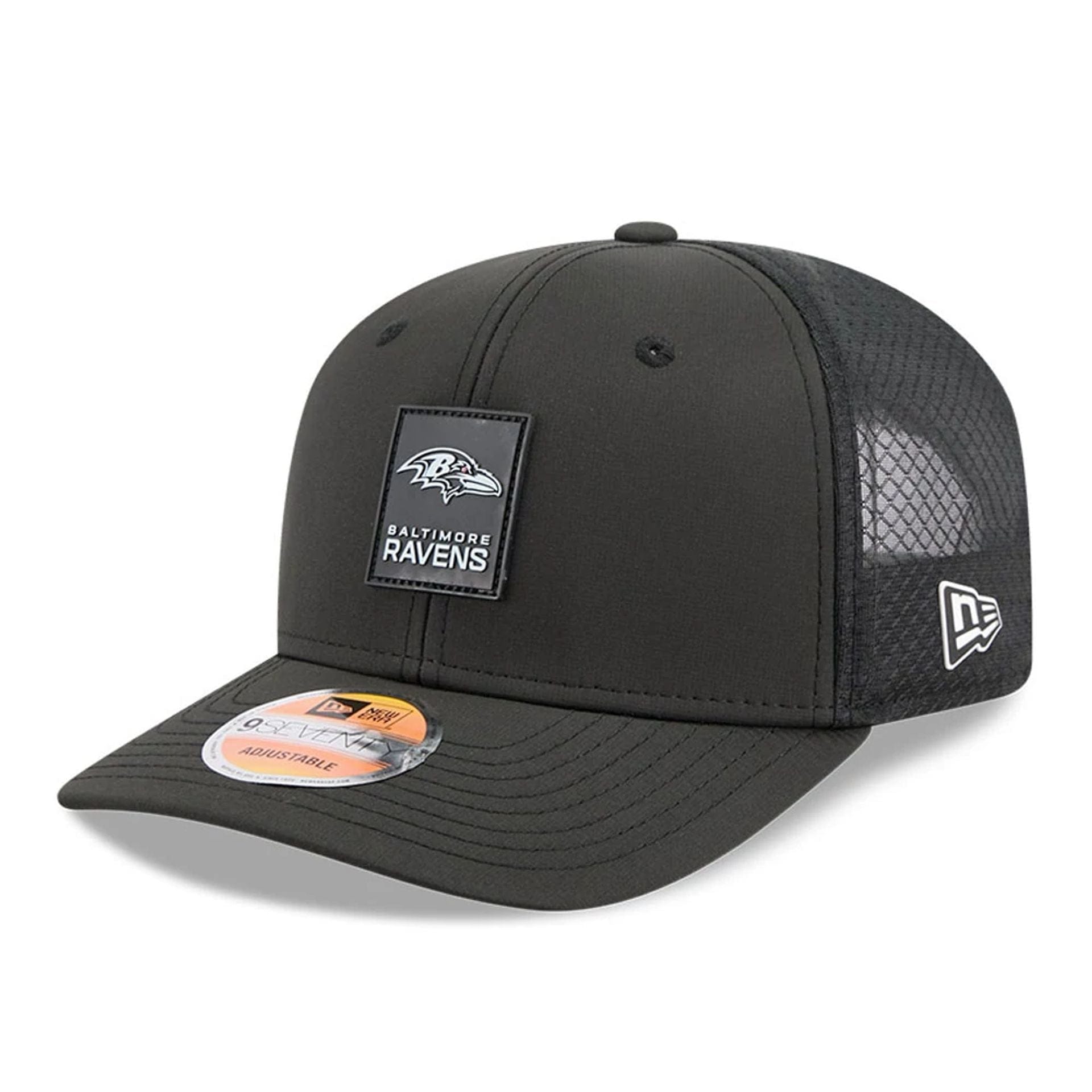 Baltimore Ravens NFL Sideline 2025 Black 9SEVENTY Trucker Stretch Snap Adjustable Cap - baseball sapka