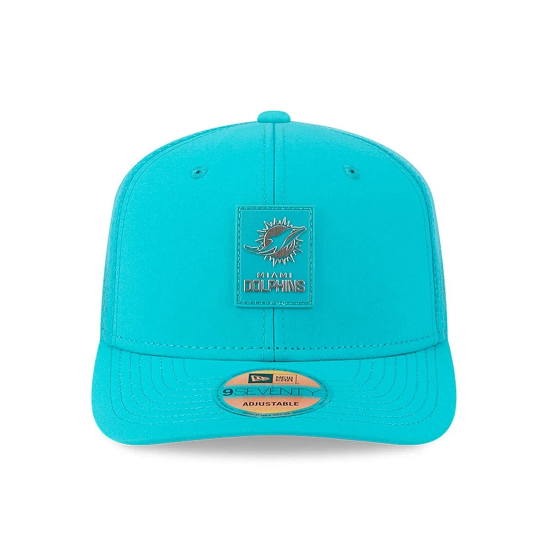 Miami Dolphins NFL Sideline 2025 Turquoise 9SEVENTY Trucker Stretch Snap Adjustable Cap - baseball sapka