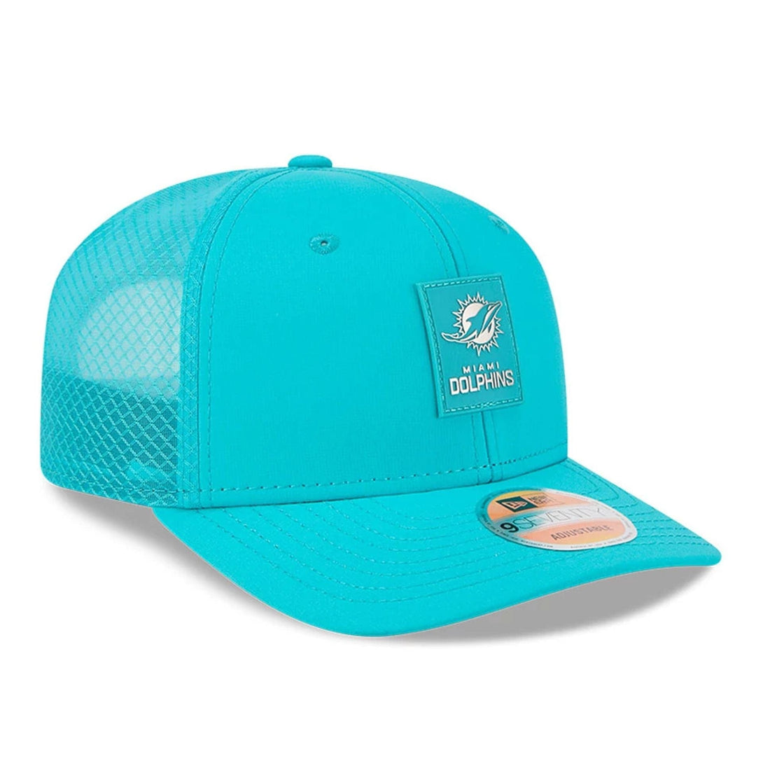 Miami Dolphins NFL Sideline 2025 Turquoise 9SEVENTY Trucker Stretch Snap Adjustable Cap - baseball sapka