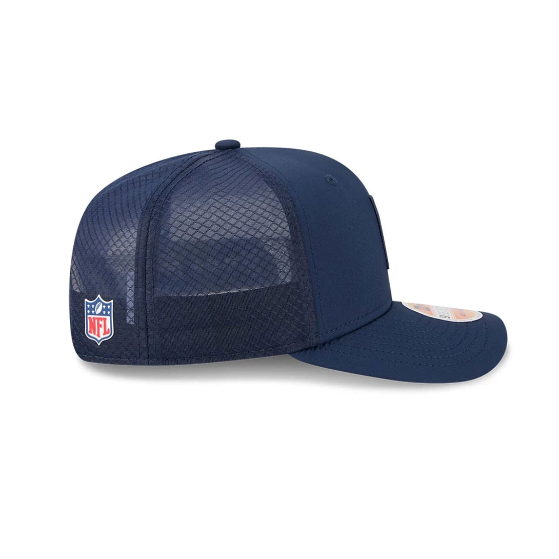New England Patriots NFL Sideline 2025 Dark Blue 9SEVENTY Trucker Stretch Snap Adjustable Cap - baseball sapka