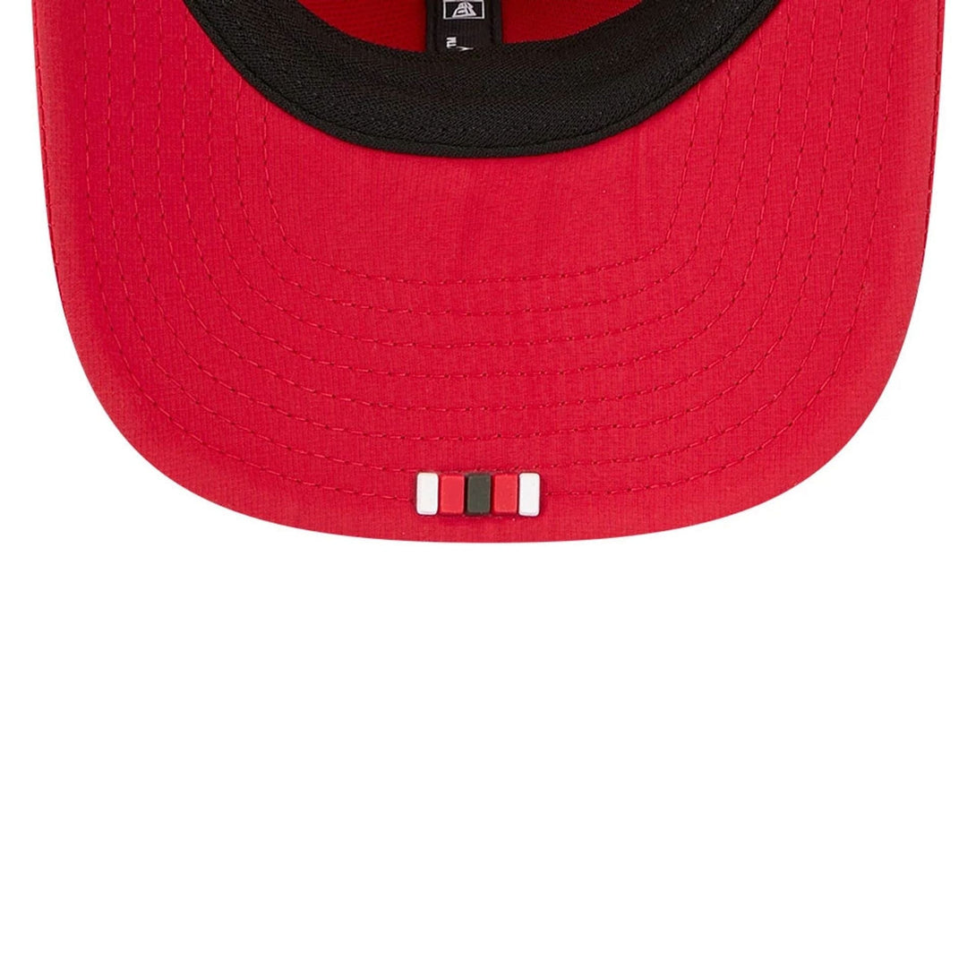 Tampa Bay Buccaneers NFL Sideline 2025 Red 9SEVENTY Trucker Stretch Snap Adjustable Cap - baseball sapka