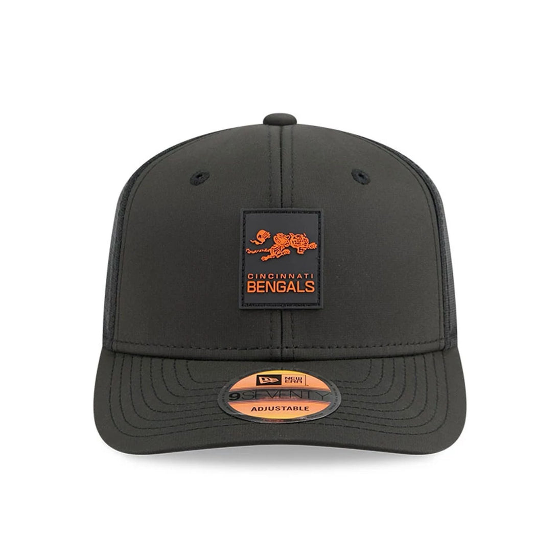 Cincinnati Bengals NFL Sideline 2025 Black 9SEVENTY Trucker Stretch Snap Adjustable Cap - baseball sapka