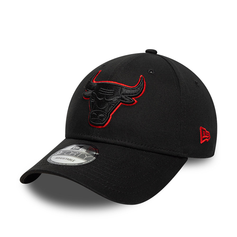 New Era Chicago Bulls NBA Team Outline 9FORTY baseball sapka