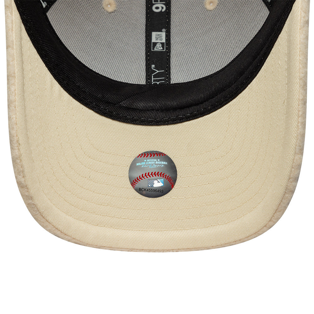 New Era LA Dodgers Womens MLB Winter Borg Cream 9FORTY baseball sapka, női