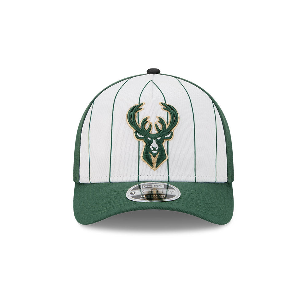 Milwaukee Bucks NBA Tip Off 2025 9FORTY M-Crown A-Frame baseball sapka