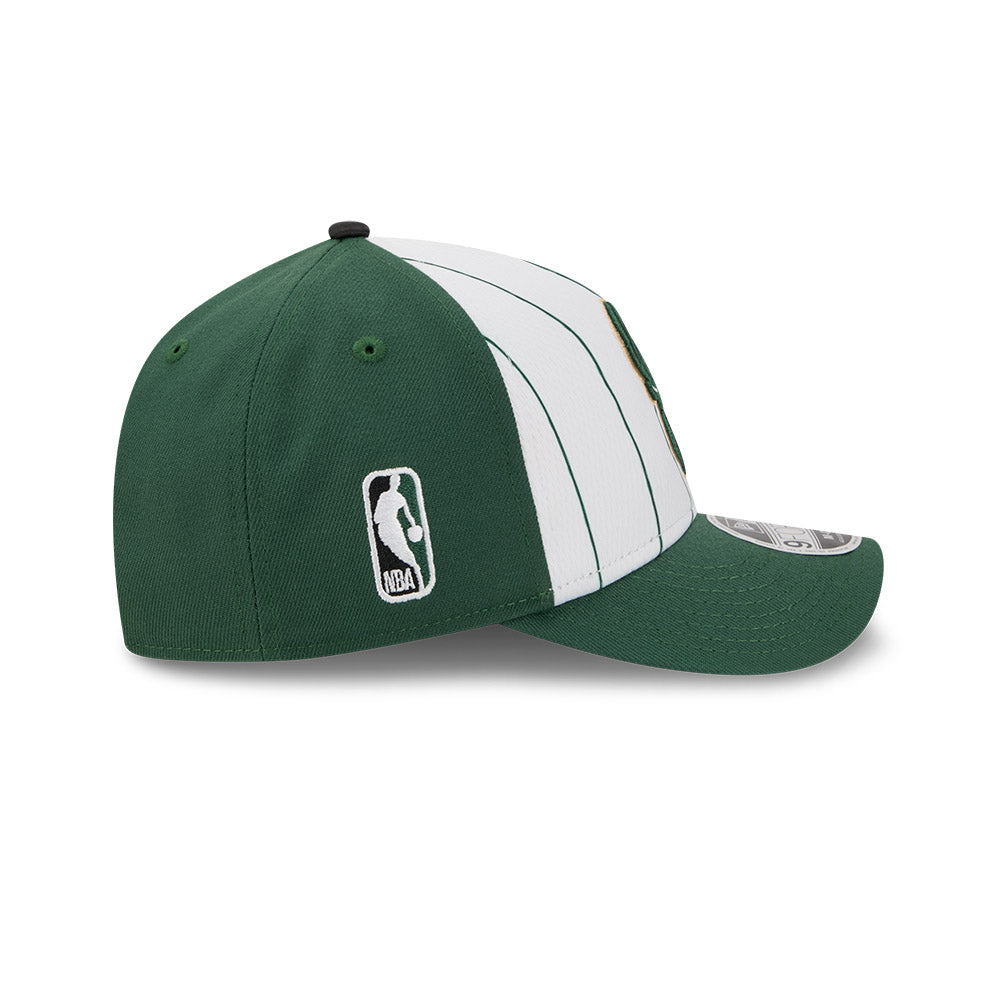 Milwaukee Bucks NBA Tip Off 2025 9FORTY M-Crown A-Frame baseball sapka