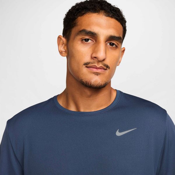Nike Miler Men\"s Dri-FIT UV Sh Póló