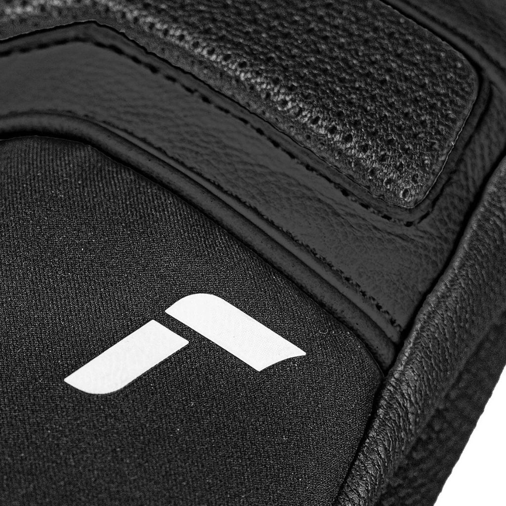 Reusch Alpha Pro unisex síkesztyű, fekete-fehér