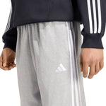 Adidas Essentials 3-Stripes Single Jersey Tapered Open Hem férfi nadrág, szürke