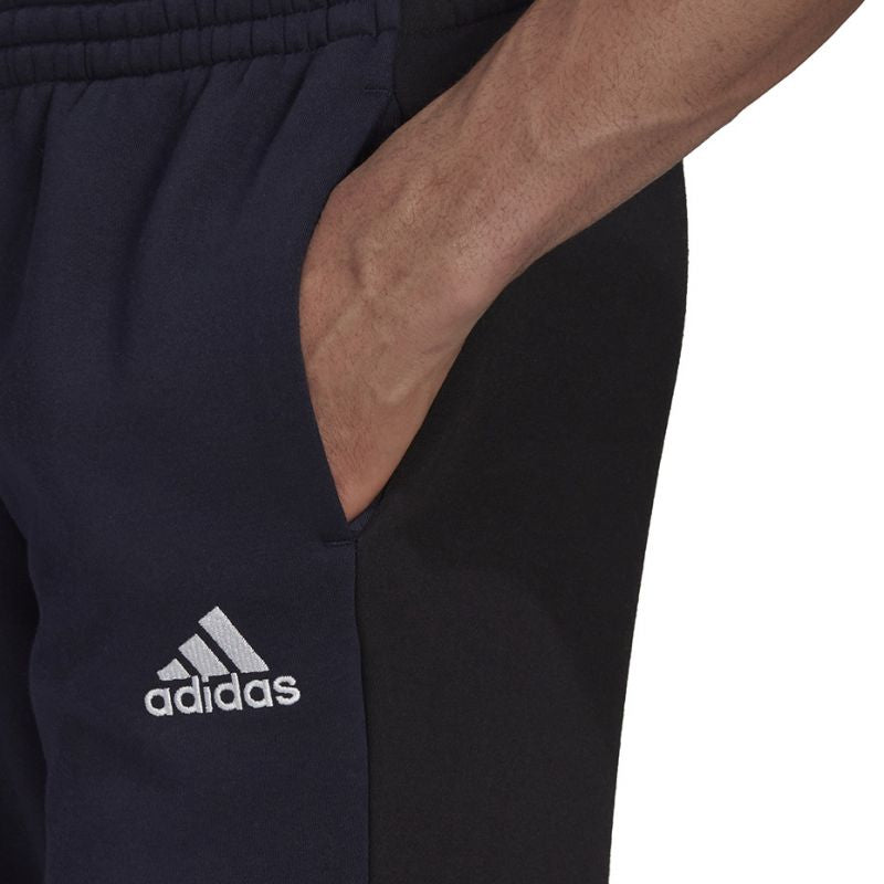 adidas Essentials Colorblock Fleece M HK2884 nadrág - Sportmania.hu