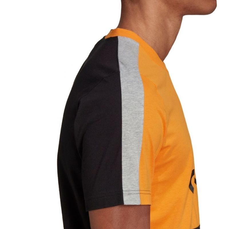 adidas Essentials Colorblock Single Jersey Tee M HE4328 Póló - Sportmania.hu