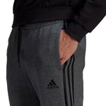 Adidas Essentials Tapered Cuff 3 Stripes férfi Nadrág GK8826