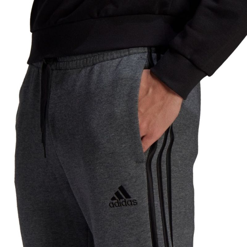Adidas Essentials Tapered Cuff 3 Stripes M GK8826 Nadrág - Sportmania.hu