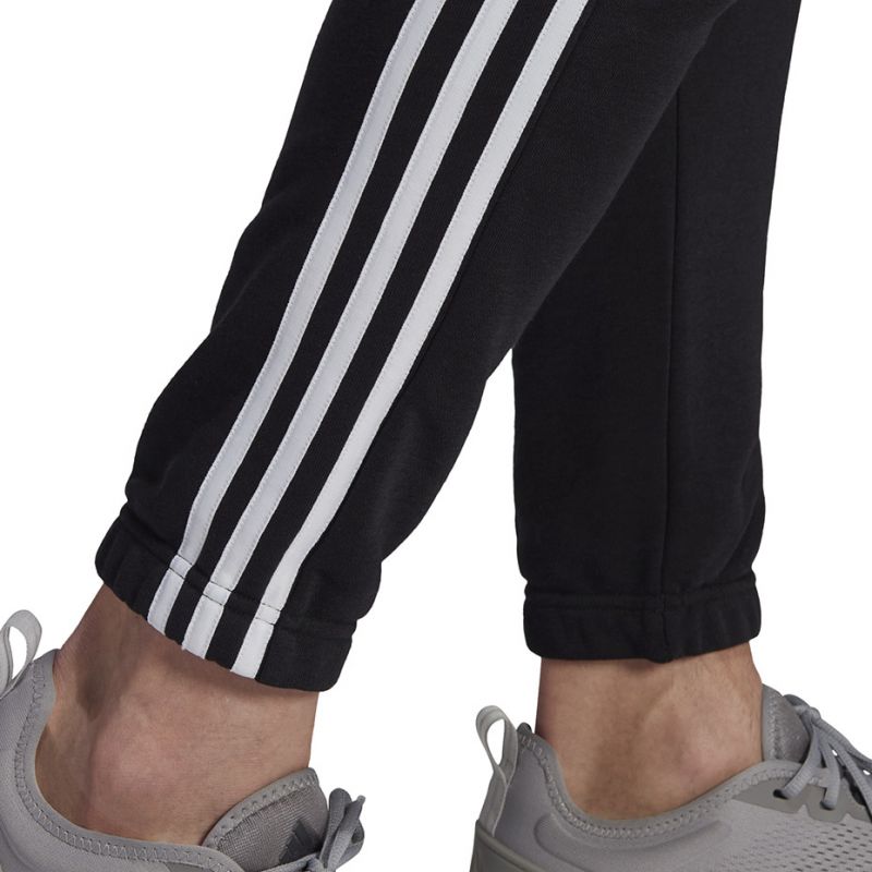Adidas Essentials Tapered Elasticcuff 3 Stripes Pant M GK8829 Ruházat - Sportmania.hu