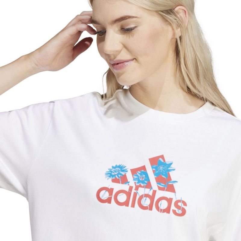 adidas Flower Pack Badge of Sport Women's T-shirt White IT1421 Póló - Sportmania.hu