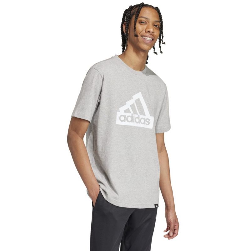 adidas Modern Essentials Graphic M T-shirt IW2648 Póló - Sportmania.hu