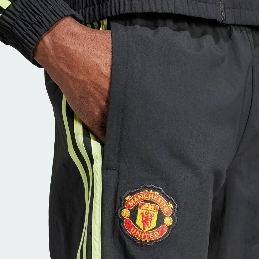 Adidas MUFC WV TP Nadrág - Sportmania.hu