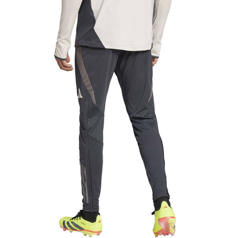 Adidas Real Madrid Training Panty M IT5096 nadrág - Sportmania.hu