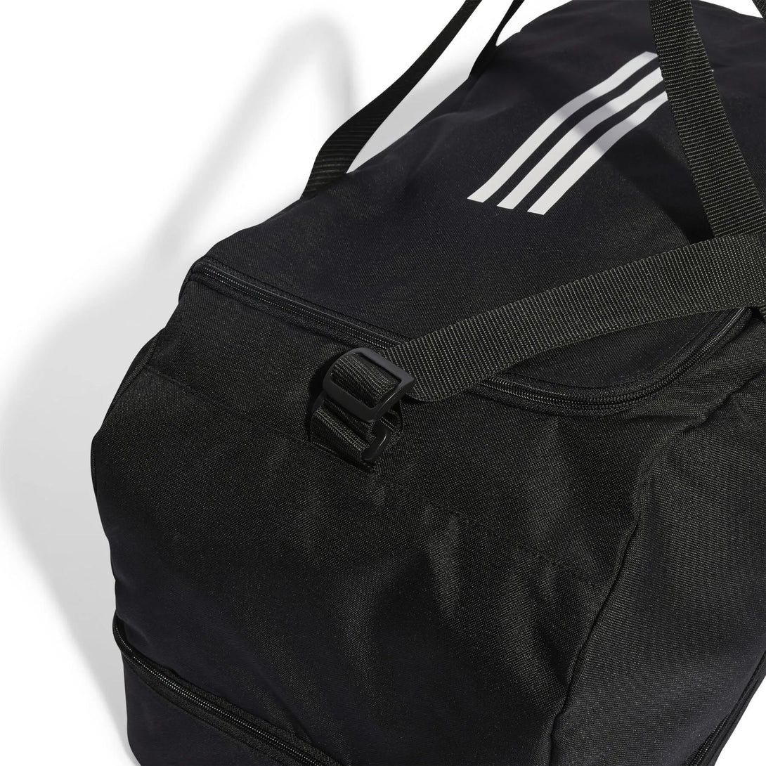 Adidas Tiro 23 League Duffel L , fekete Sporttáska - Sportmania.hu