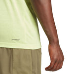 adidas Trail Essentials Seasonal Training Graphic T-shirt M IJ9602 Póló - Sportmania.hu