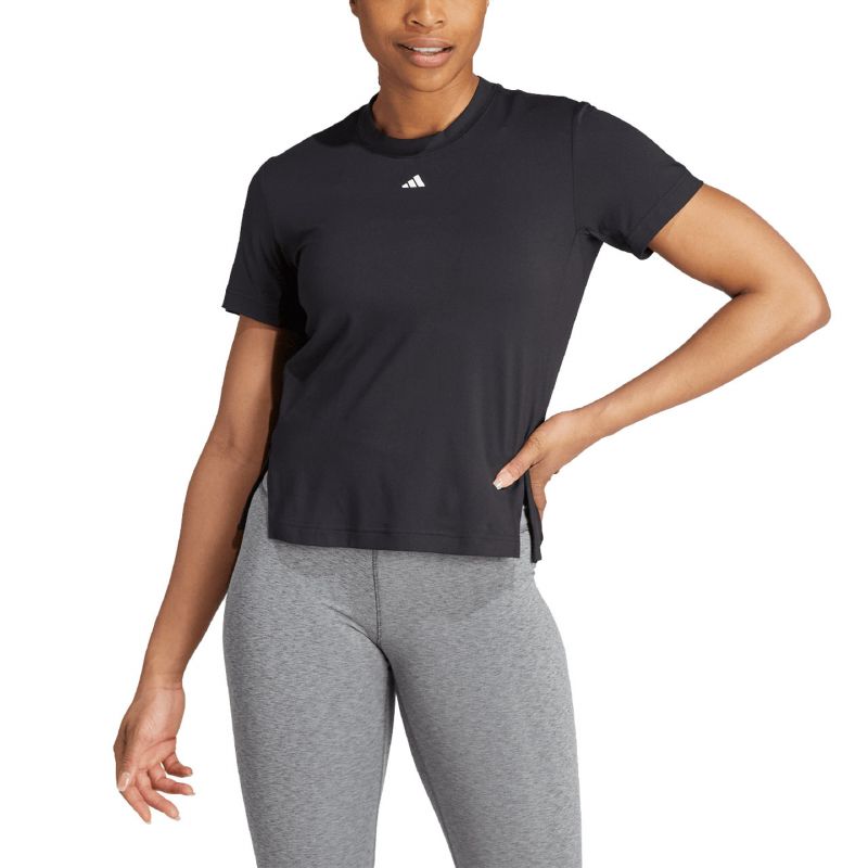 Adidas Versatile Tee W IA7748 Póló - Sportmania.hu