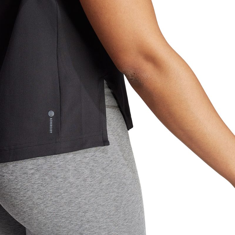 Adidas Versatile Tee W IA7748 Póló - Sportmania.hu