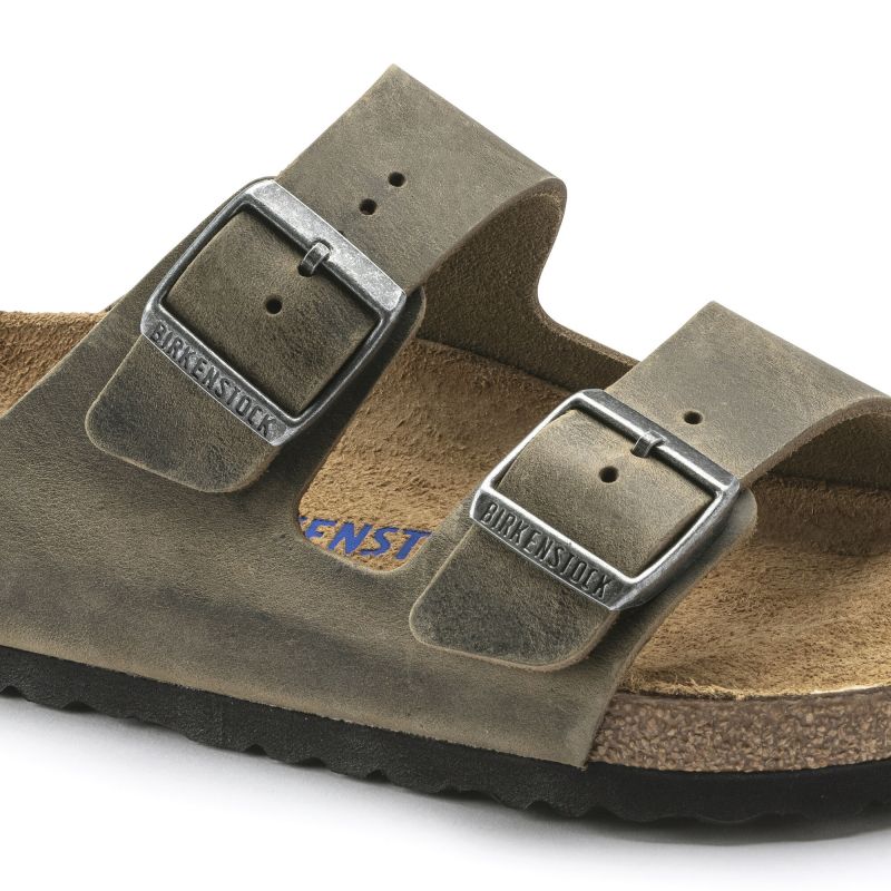 Birkenstock Arizona Soft Footbed Oiled Leather Narrow Faded Khaki Women's/Men's Flip-Flops for narrow feet oiled leather (1019377) cipő - Sportmania.hu