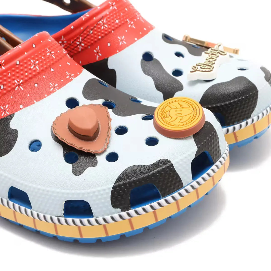 Crocs Toy Story Woody Classic , gyerek Papucs - Sportmania.hu