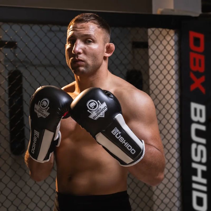DBX Bushido 10oz - Phantom - Valor Series fehér boxkesztyű