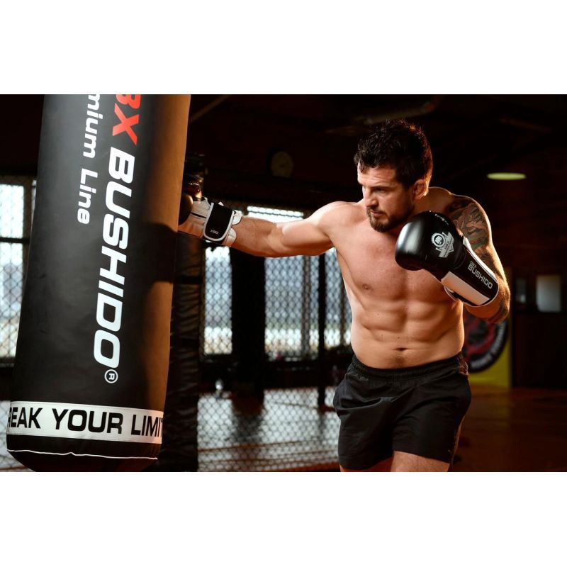 DBX Bushido 10oz - Phantom - Valor Series fehér boxkesztyű